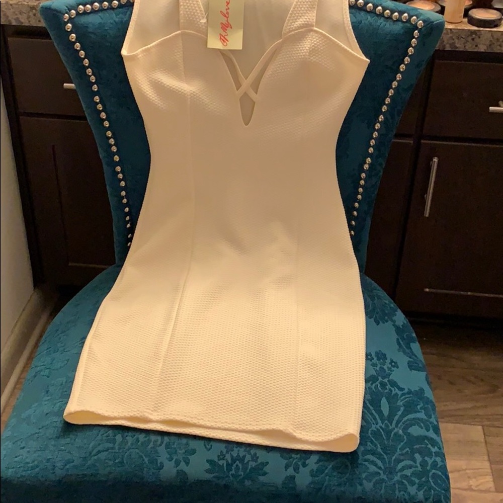 Cream bodycon dress